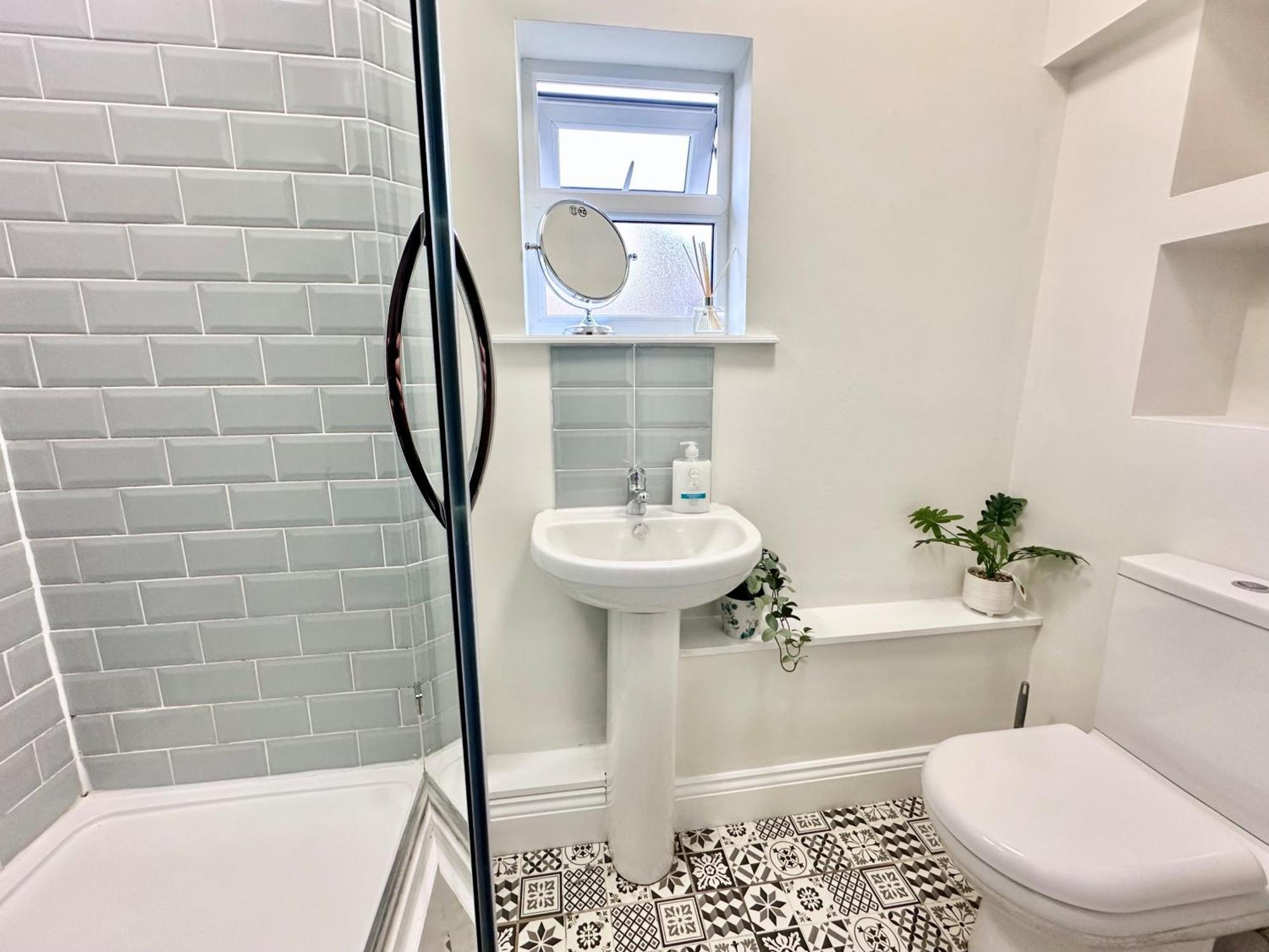 Blossoms Reach - 2 Minutes From Station And City Centre 요크 외부 사진
